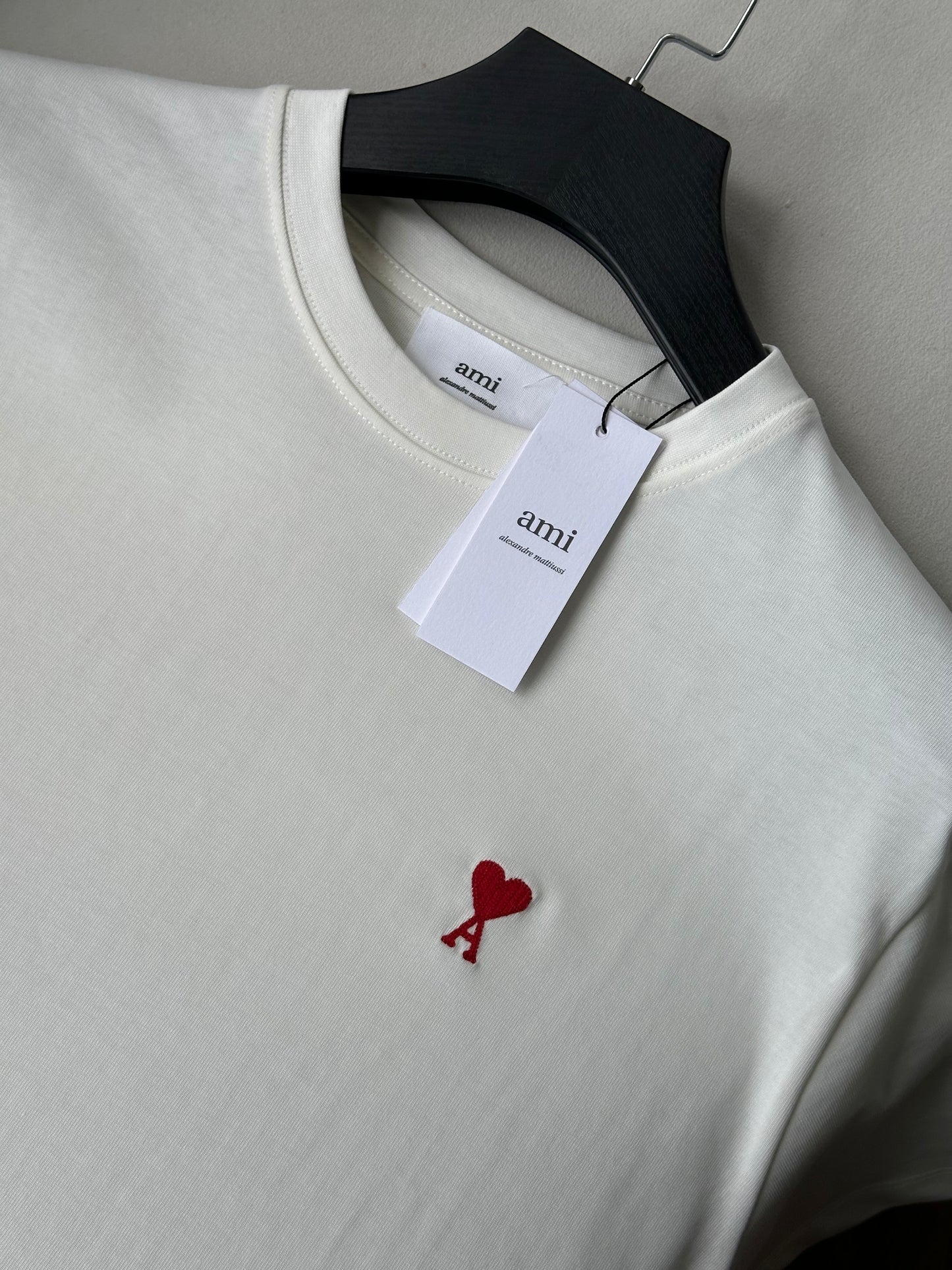 Ami Paris cream white