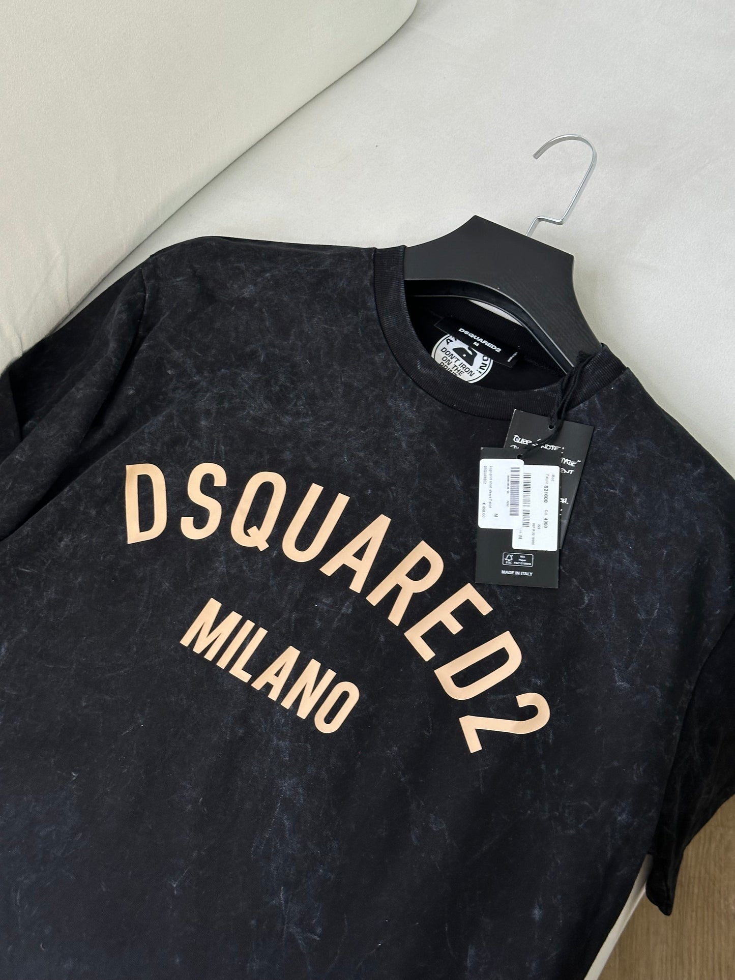 DSQUARED2