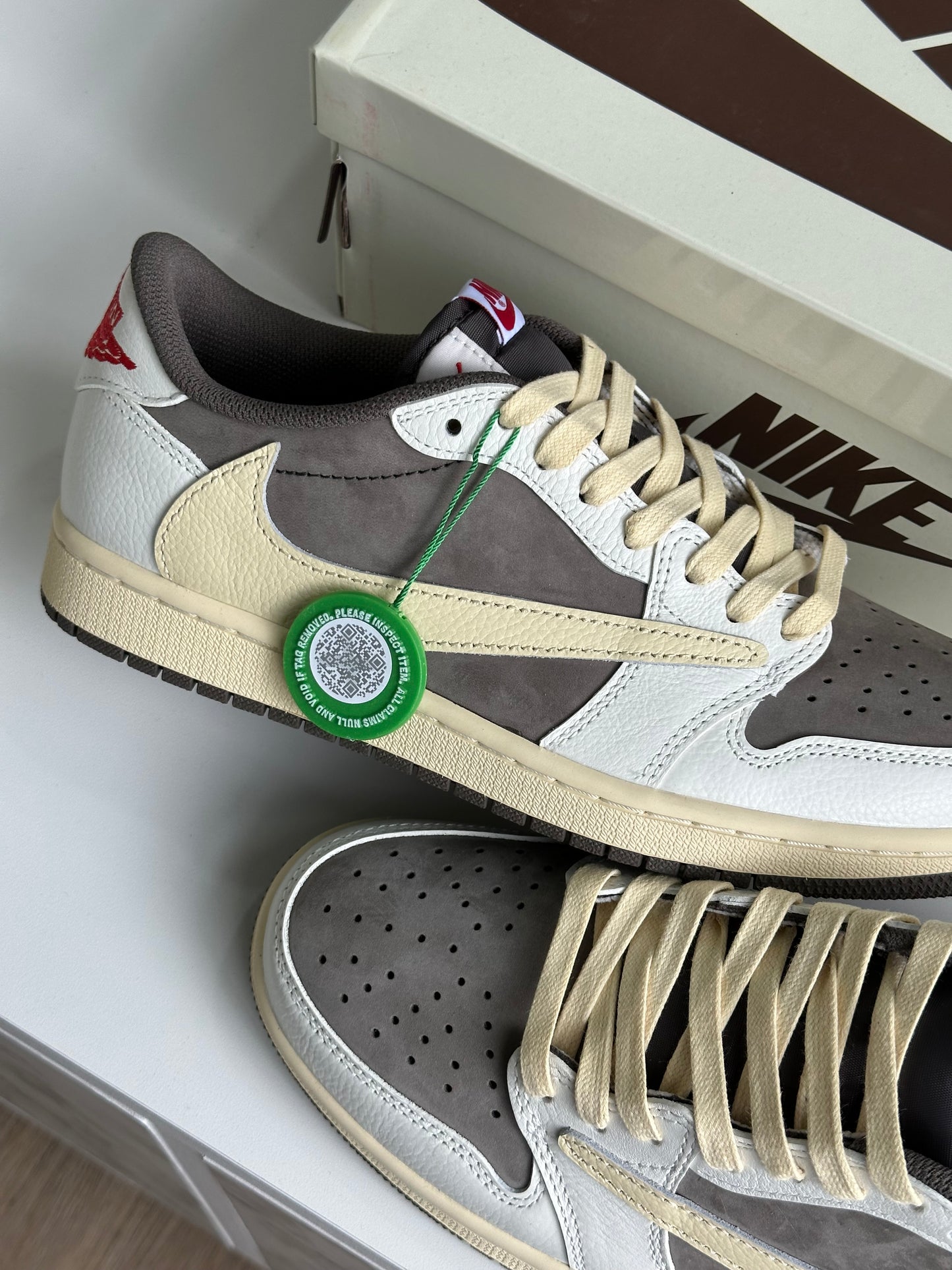 Travis Scott Jordan 1 low Reverse mocha