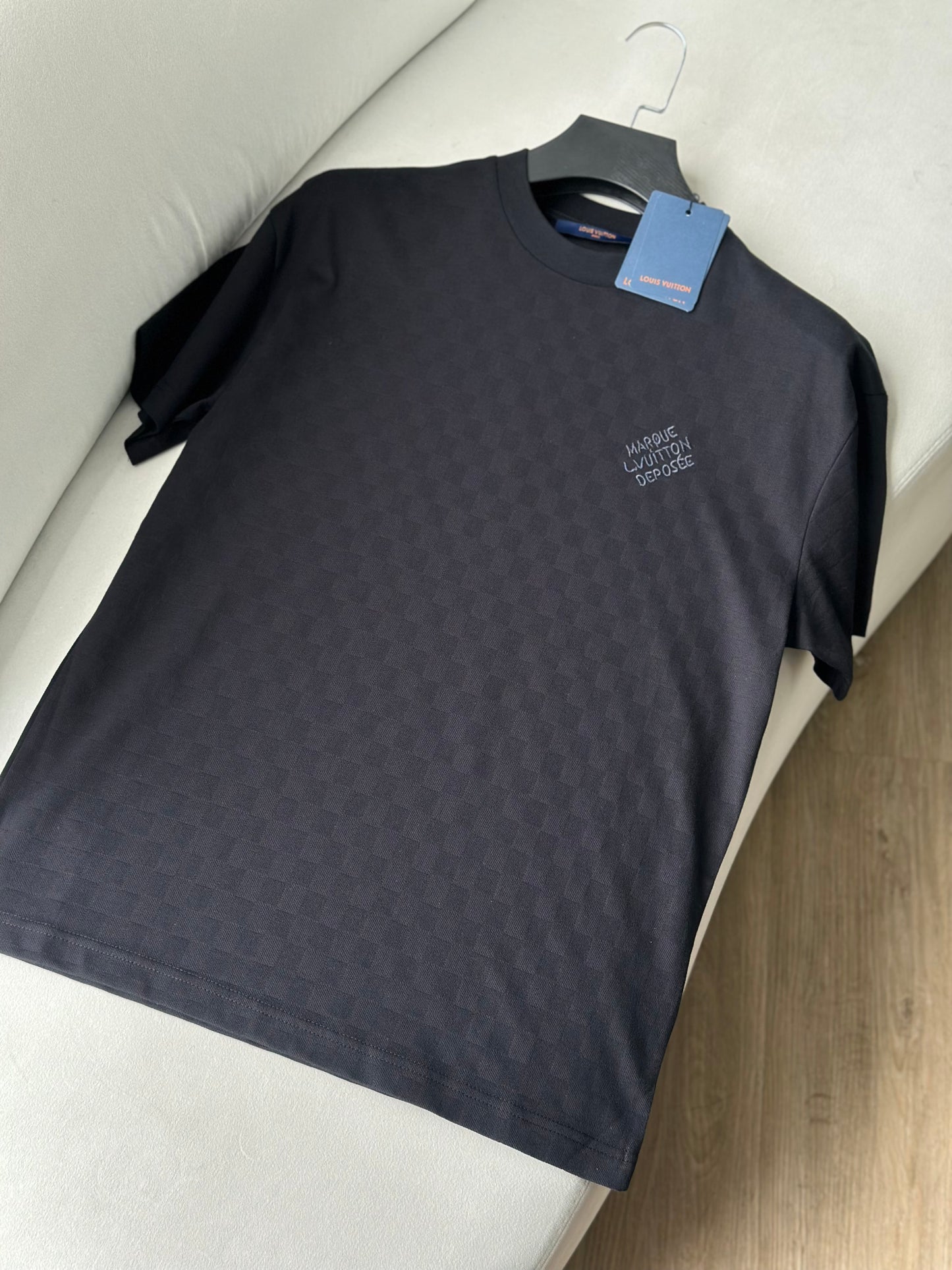LV
