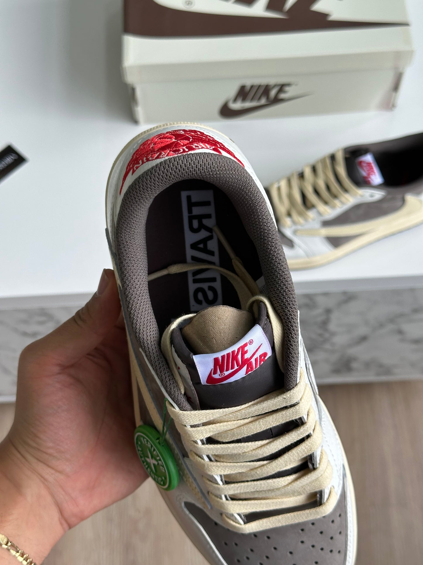 Travis Scott Jordan 1 low Reverse mocha