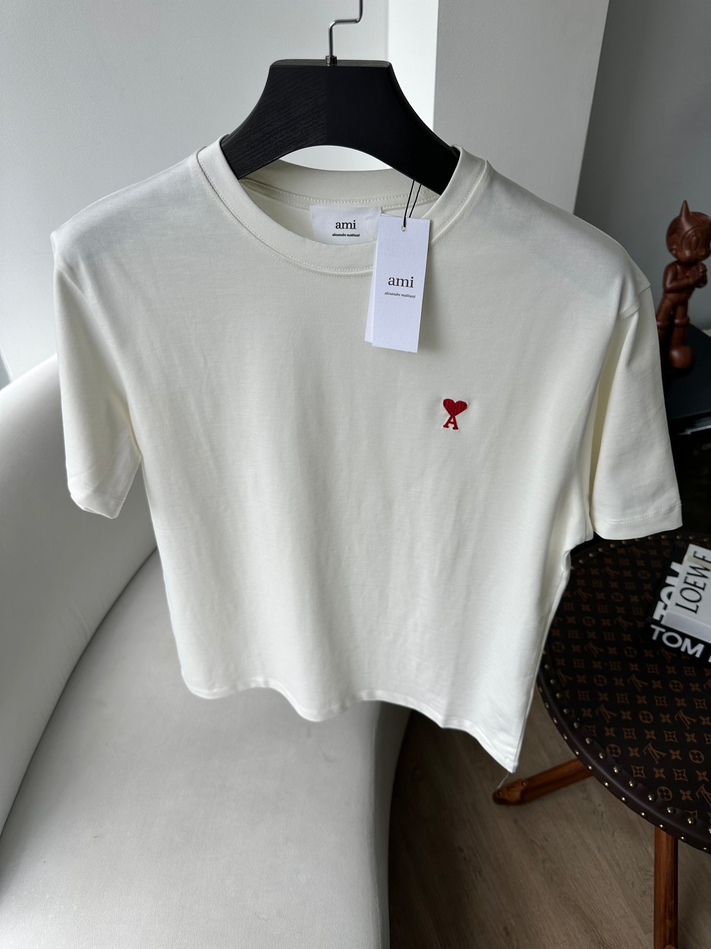 Ami Paris cream white