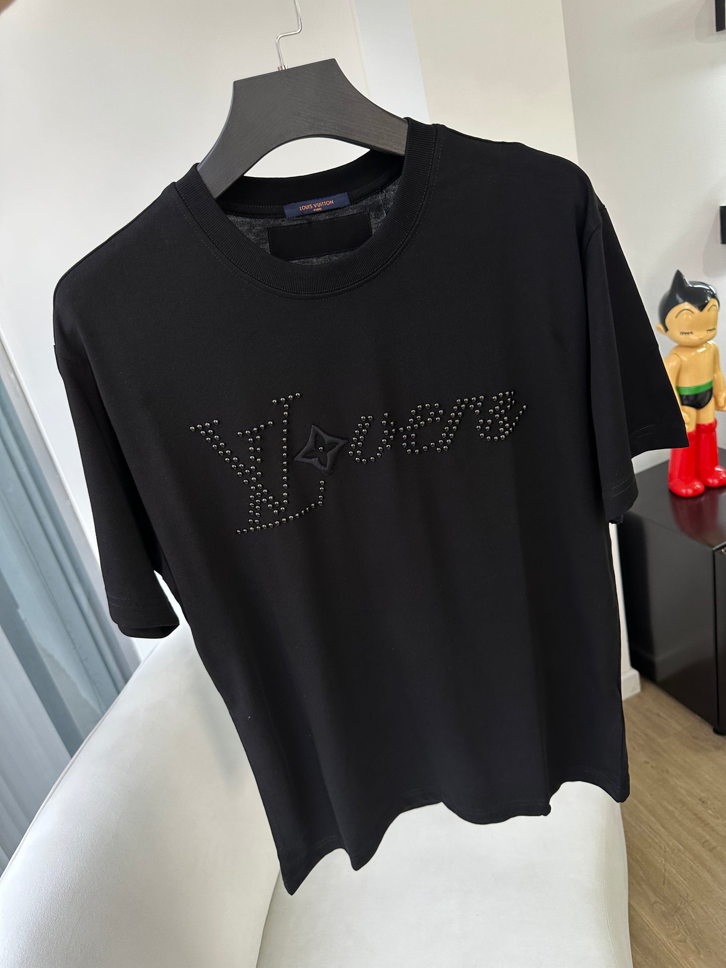 LV lovers tee
