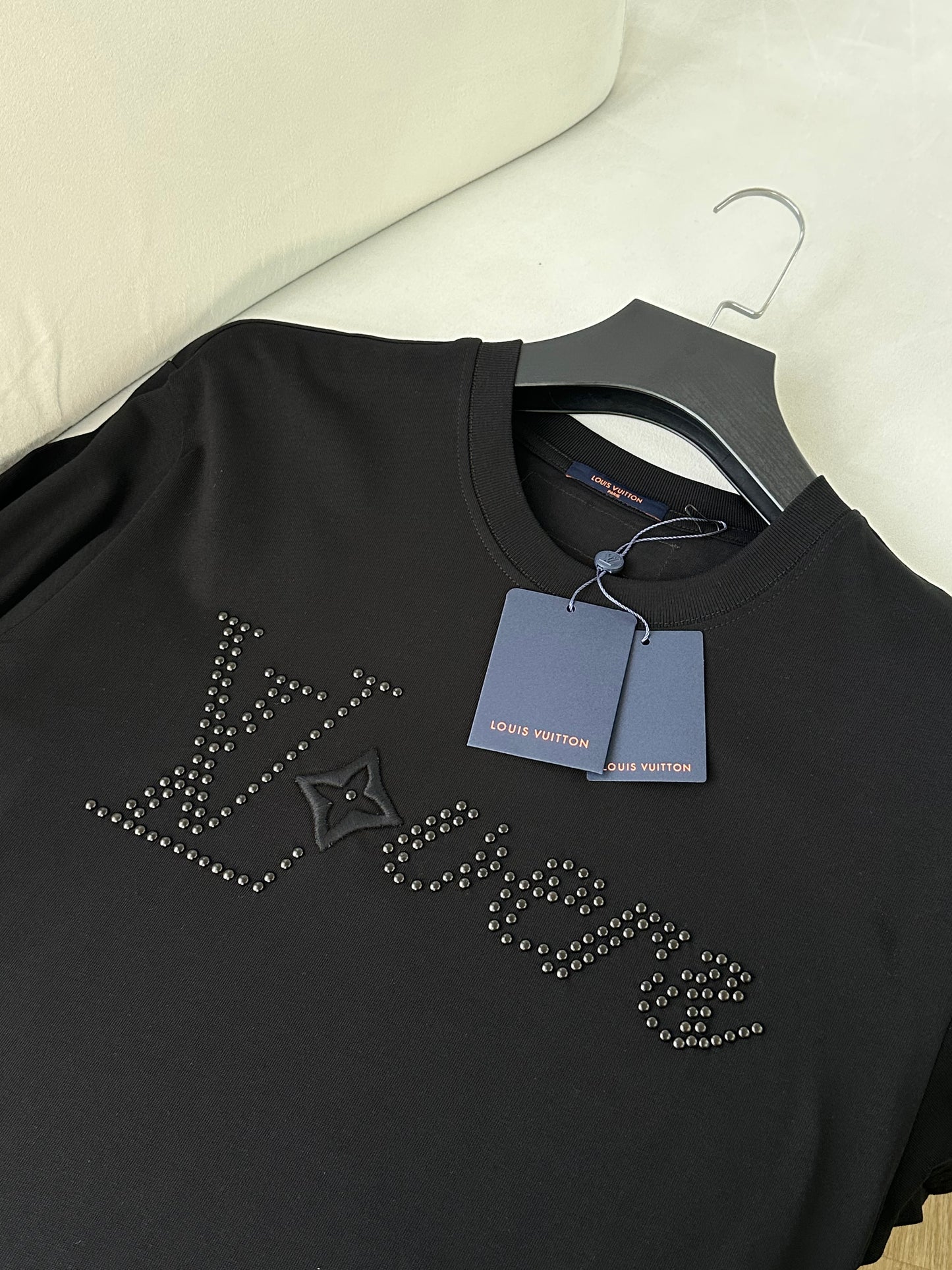LV lovers tee