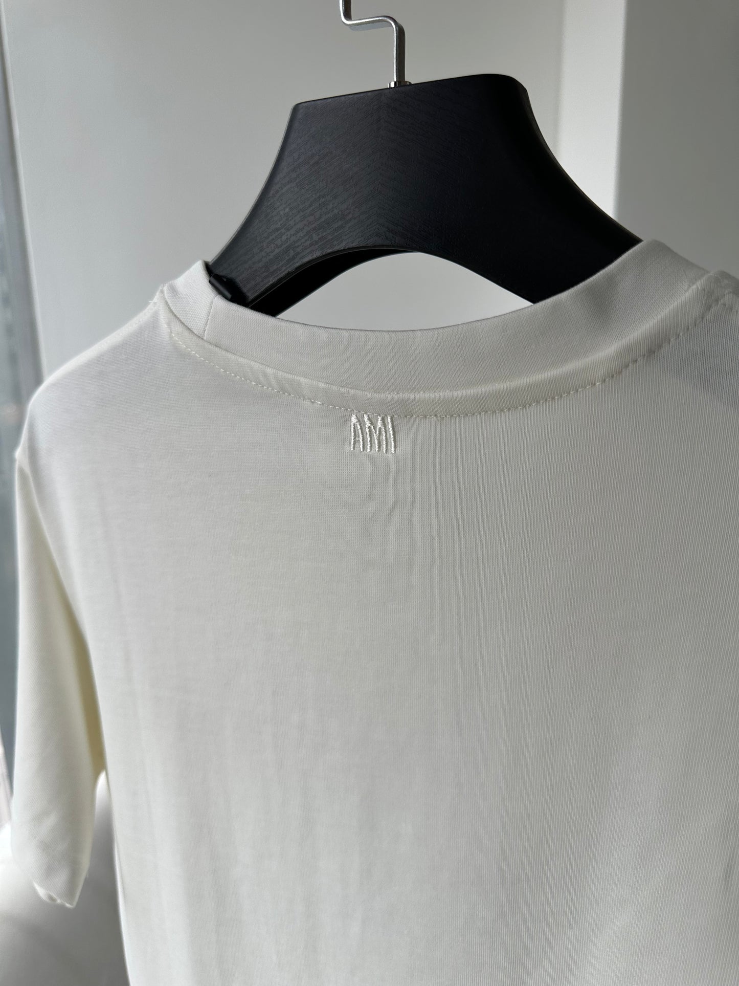 Ami Paris cream white