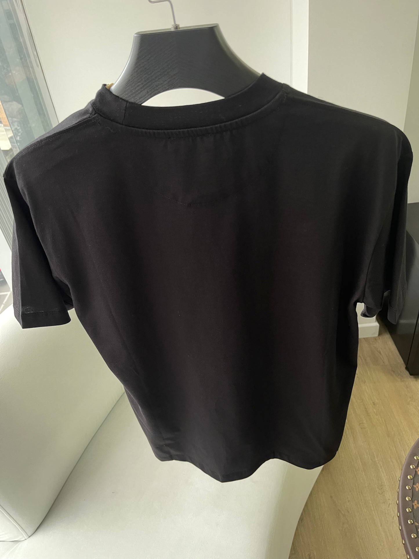 Valentino (V) black tee
