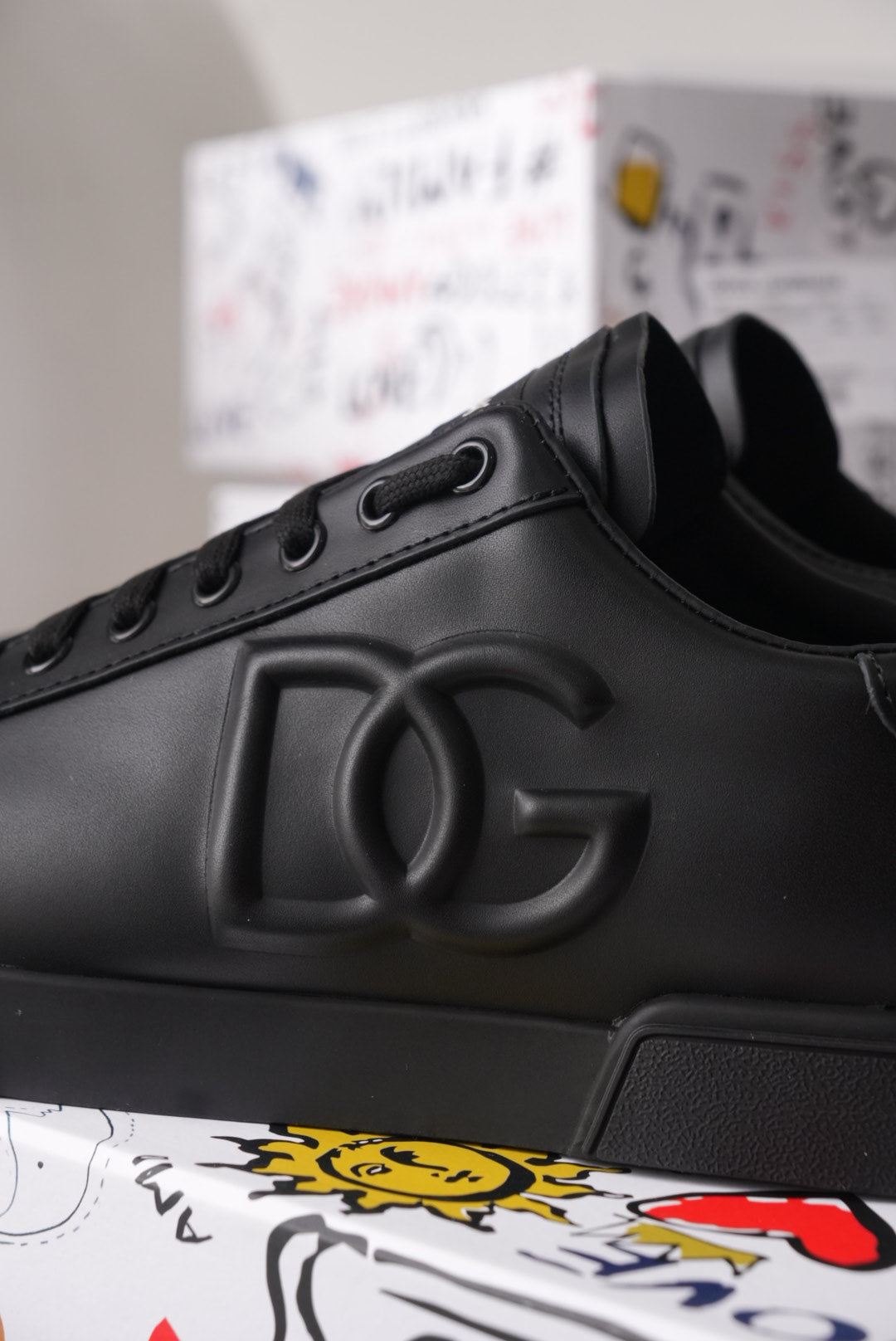 DG portofino embossed