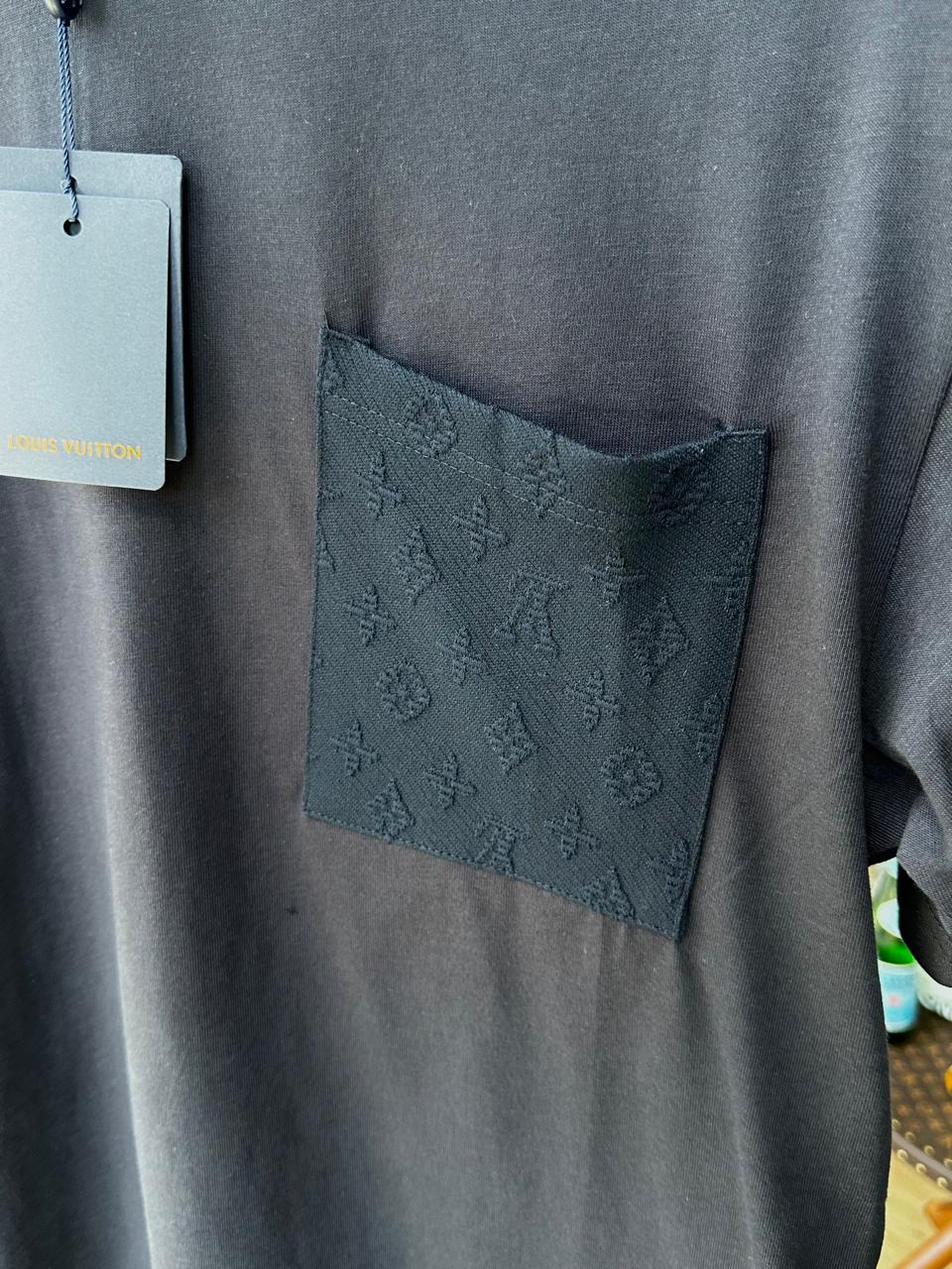 LV Back monogram