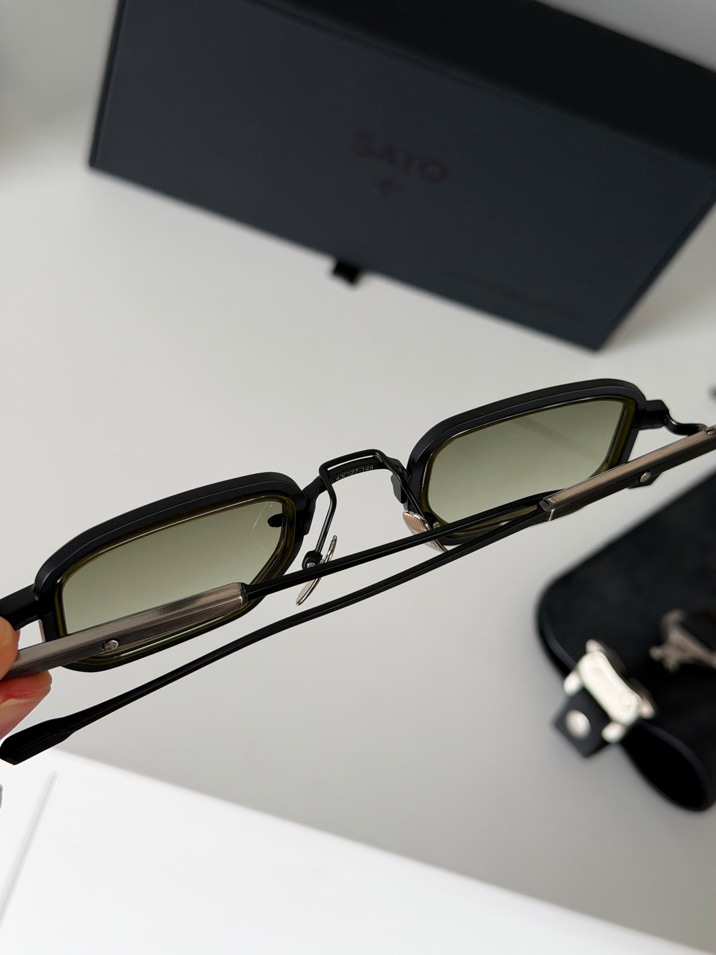 Gafas Sato