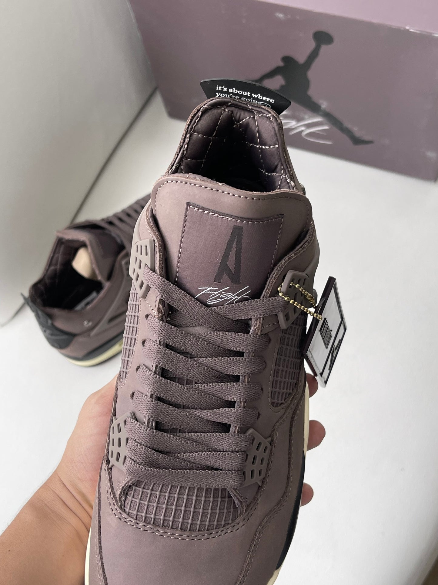 Jordan 4 A ma Maniere