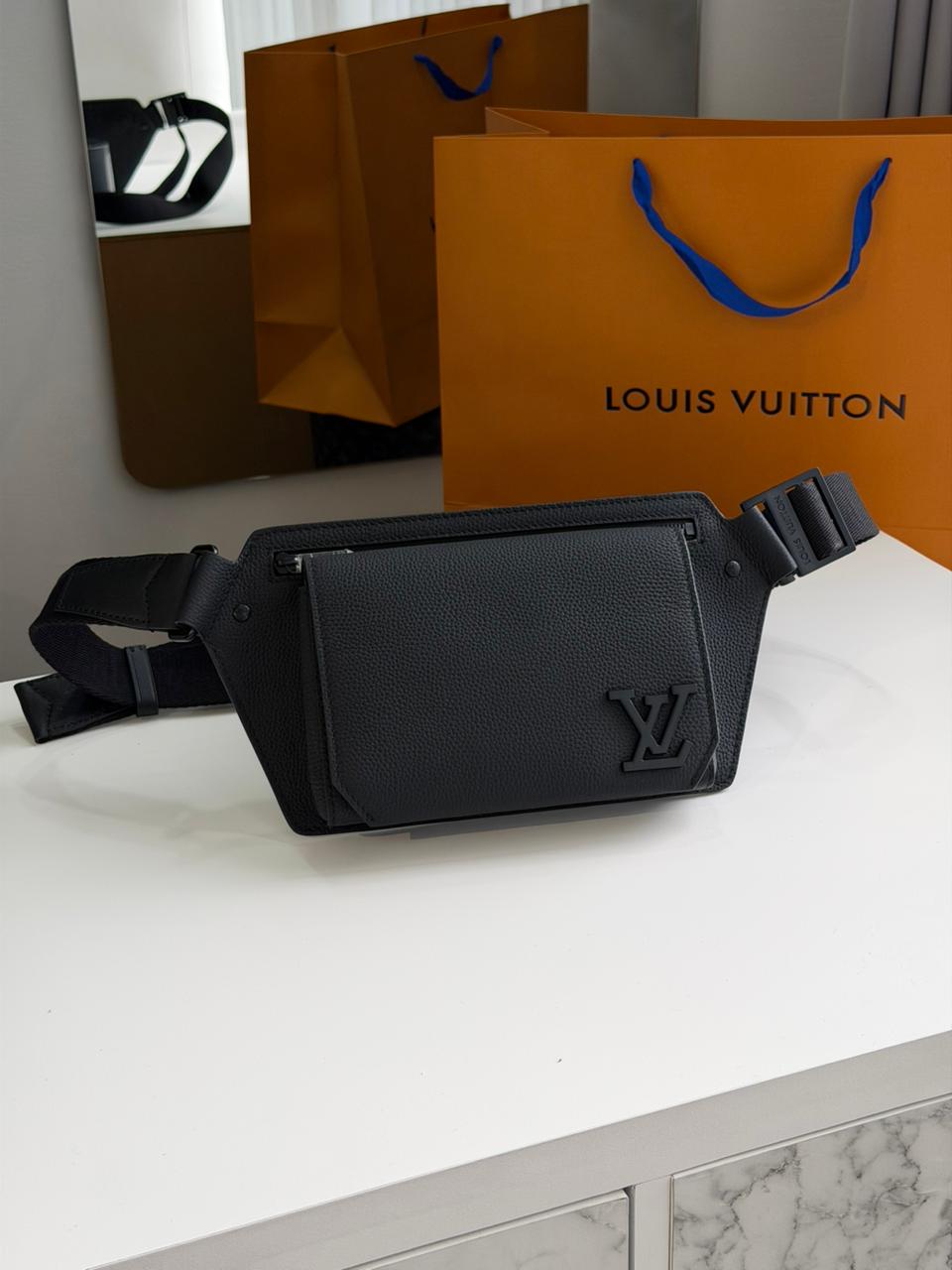 Fanny Pack LV