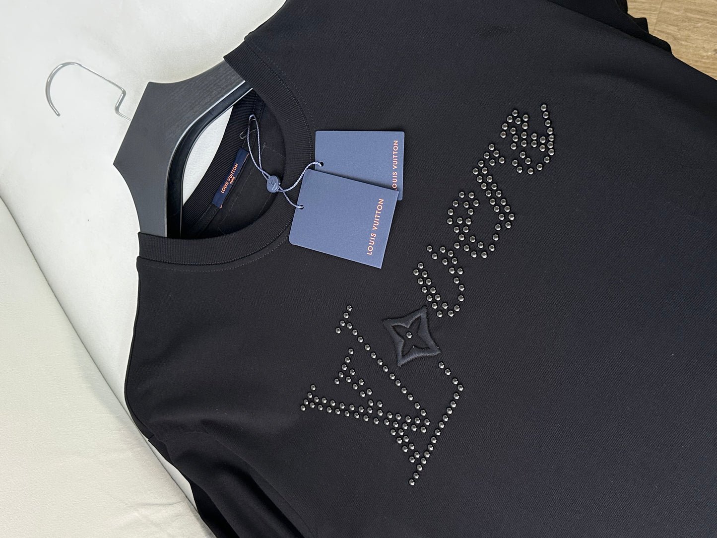 LV lovers tee