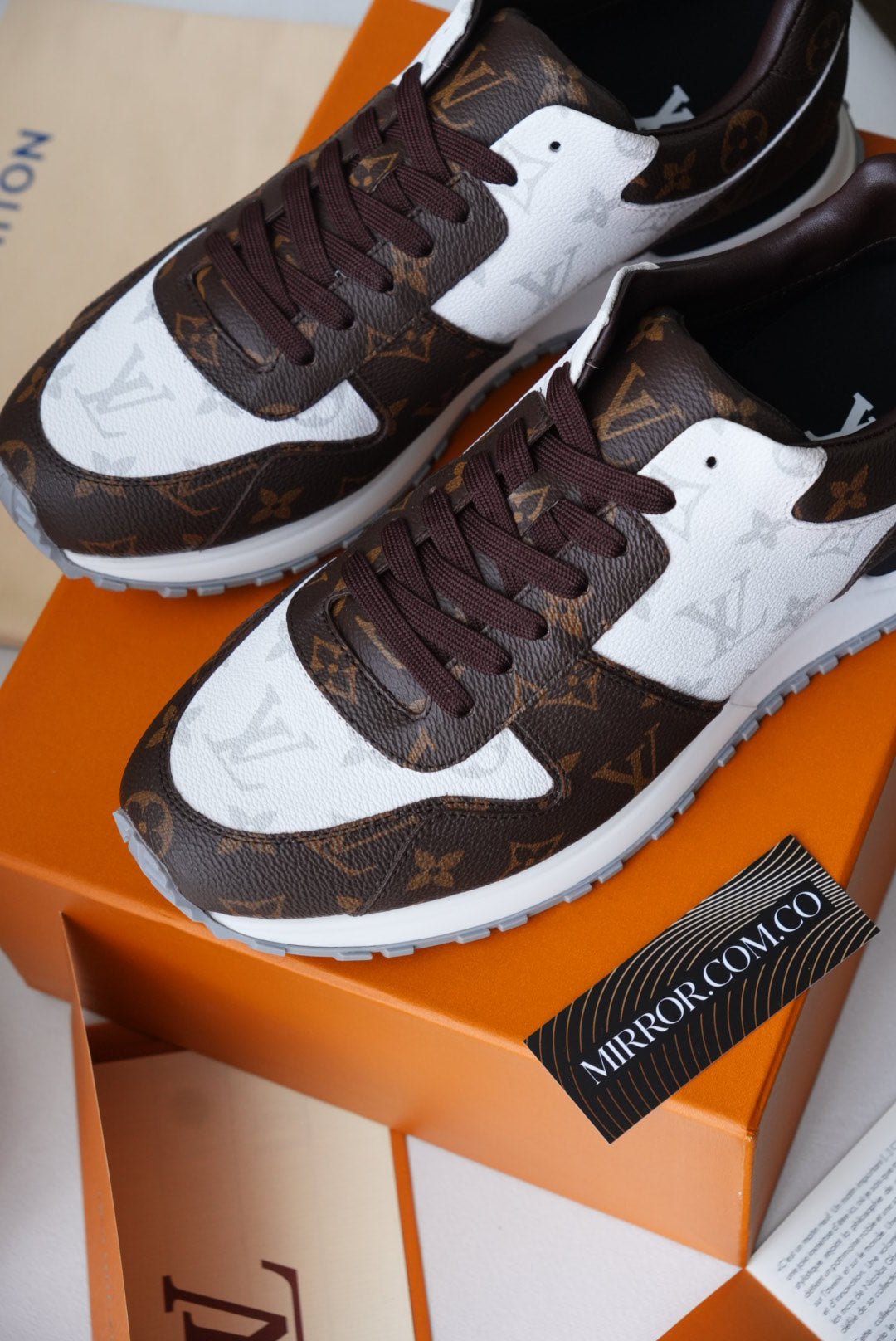 LV Run away 25