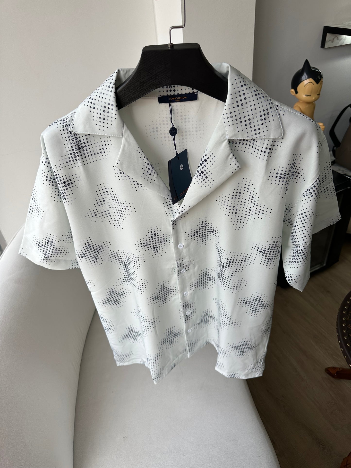 LV
