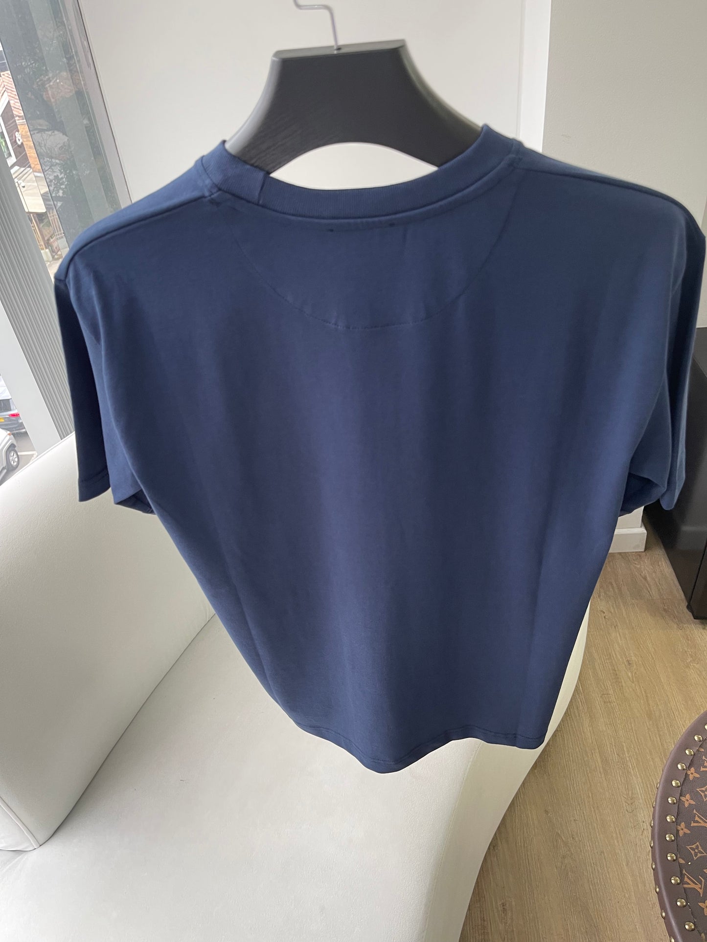 Valentino logo bordado