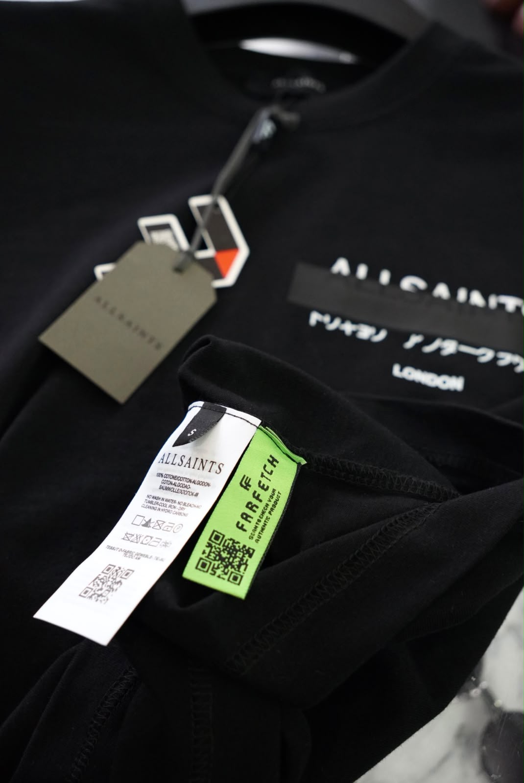 Camiseta Allsaints