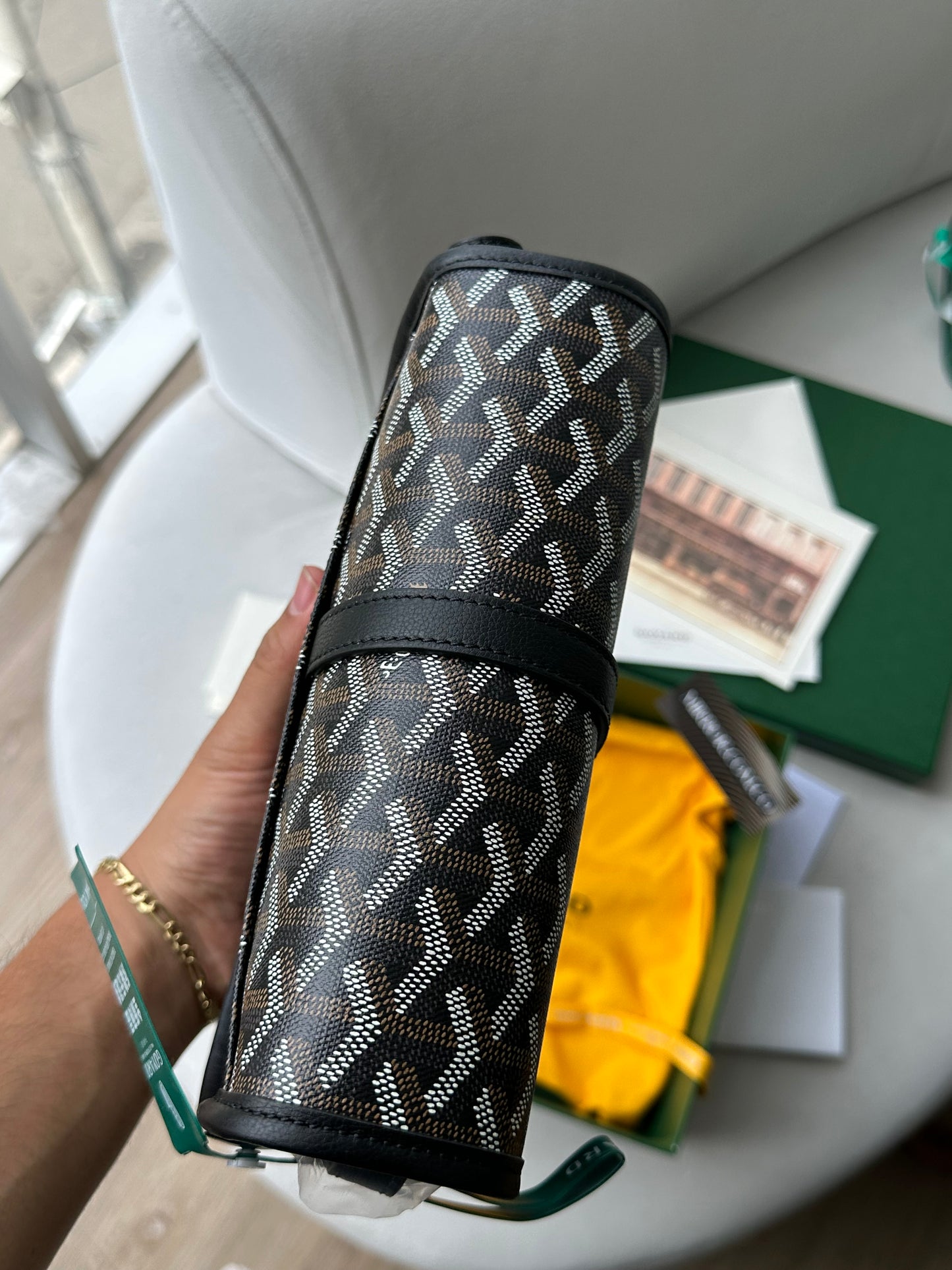 Goyard messenger