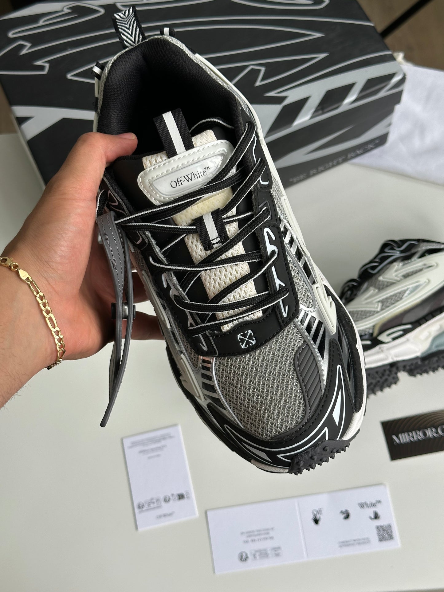 Off White be right back silver