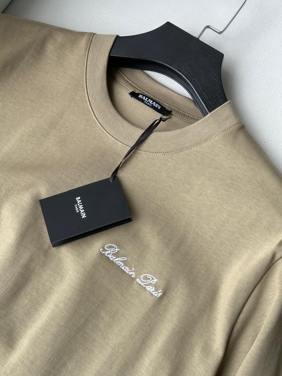 Balmain Singnature minimal