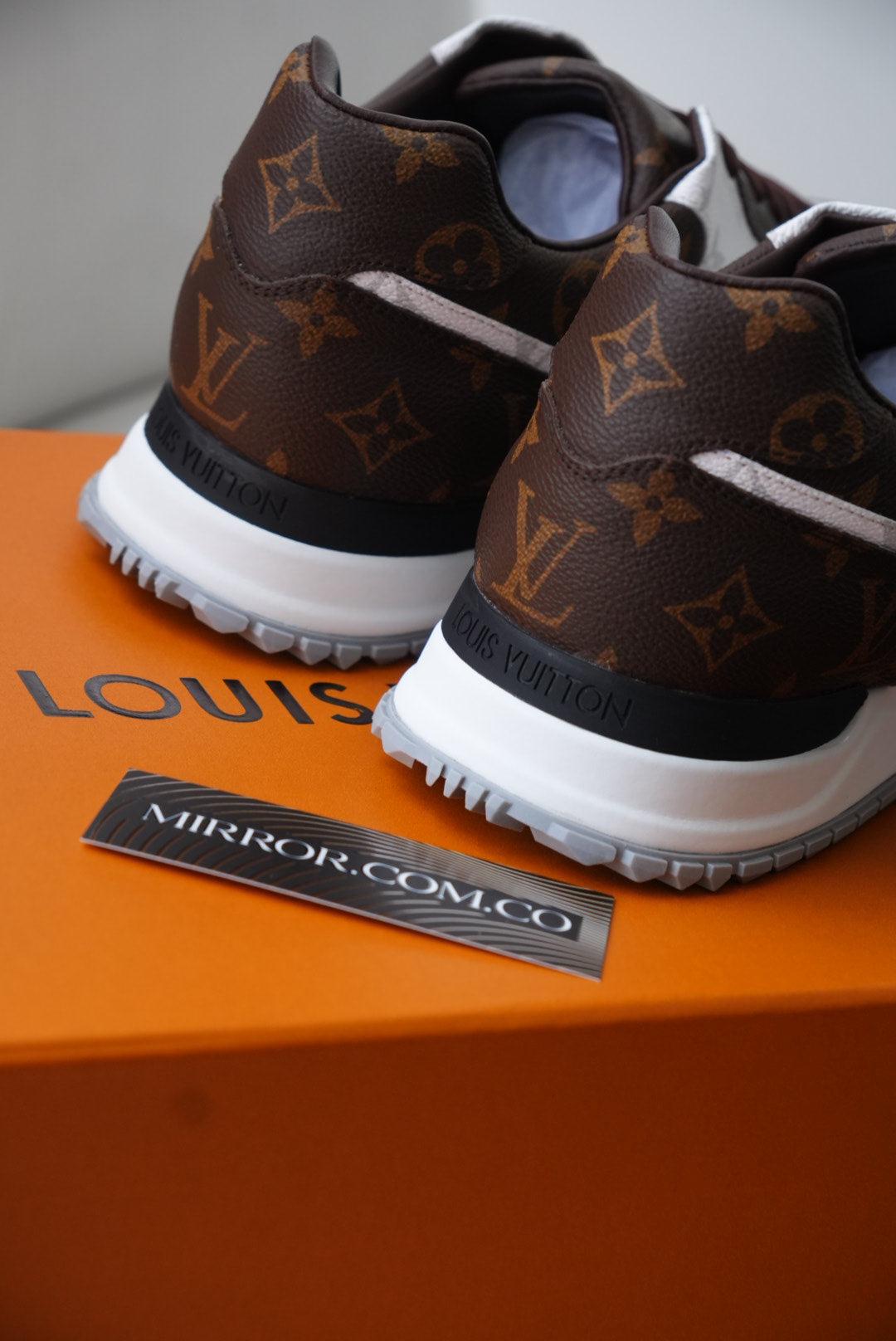 LV Run away 25