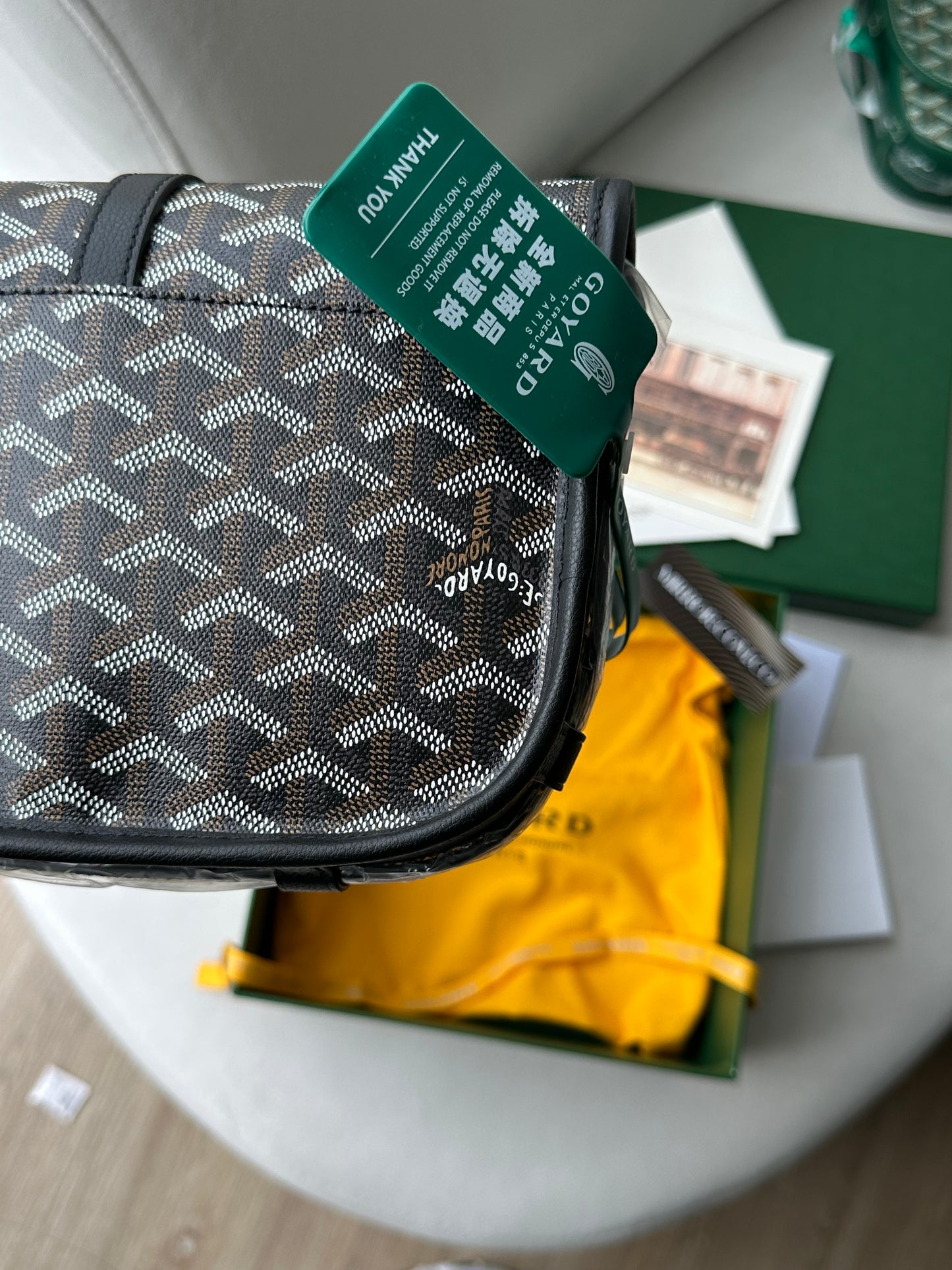 Goyard messenger
