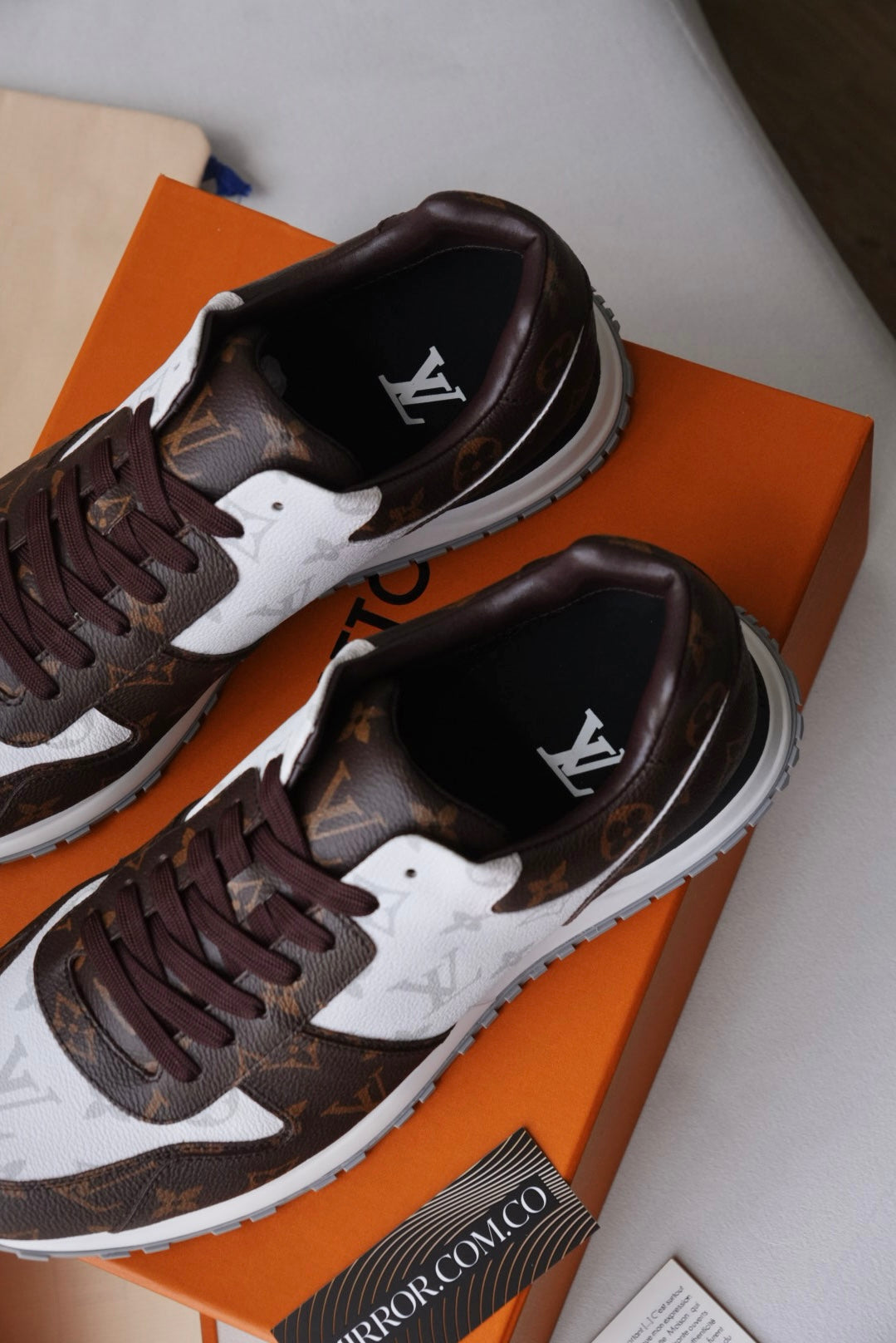 LV Run away 25