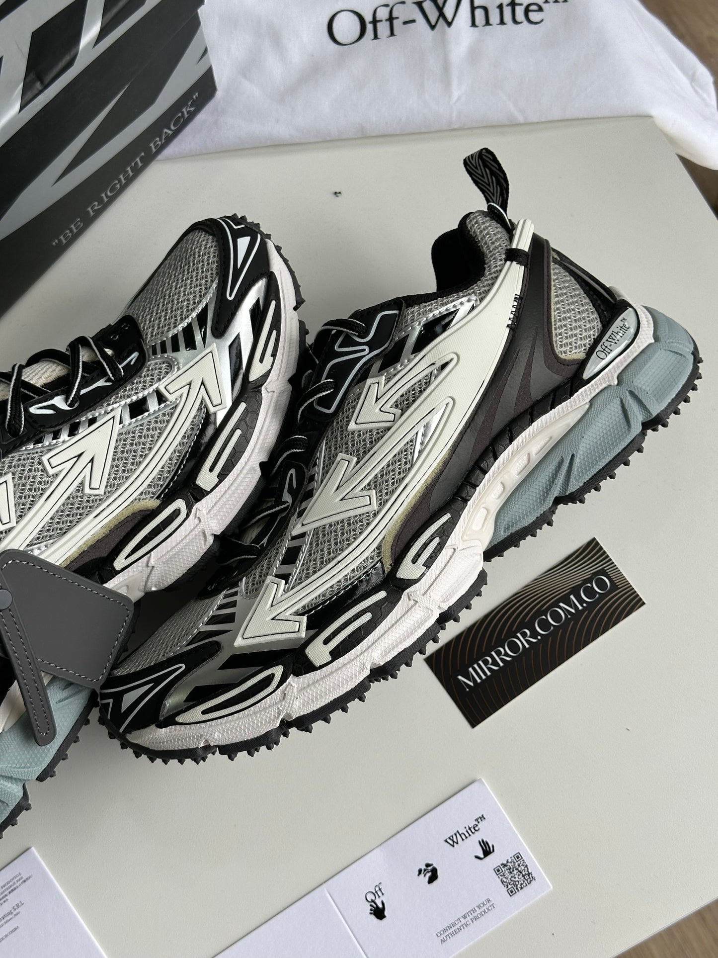 Off White be right back silver