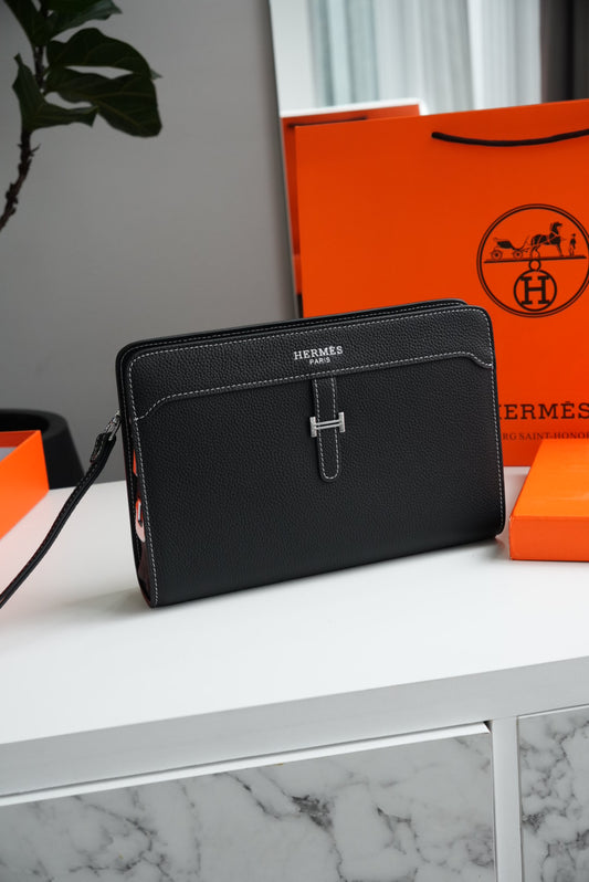 Hermes clutch