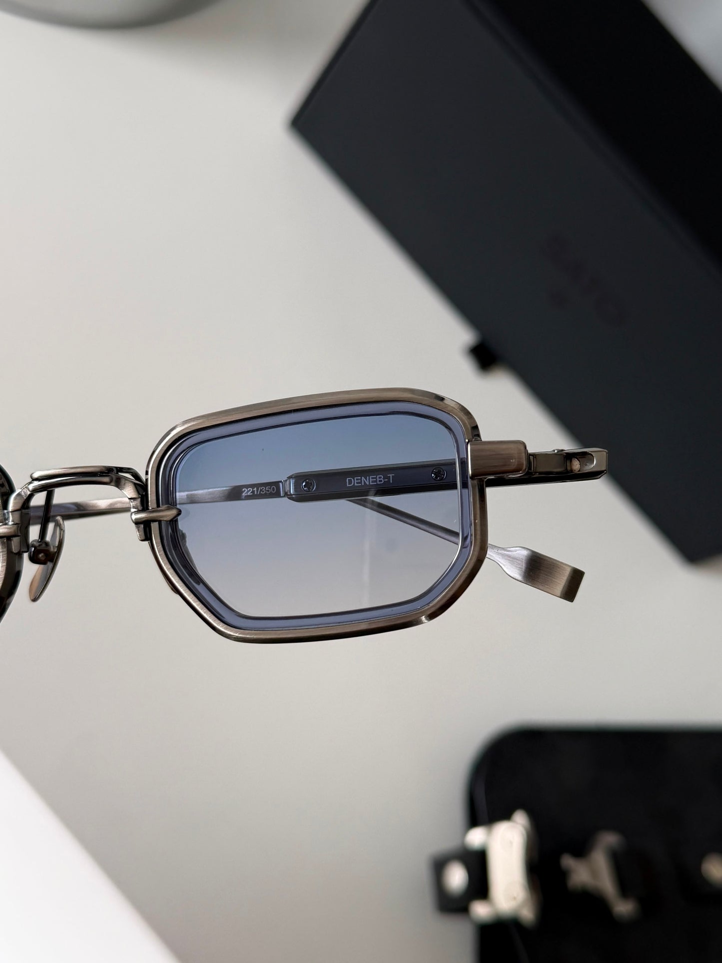 Gafas Sato
