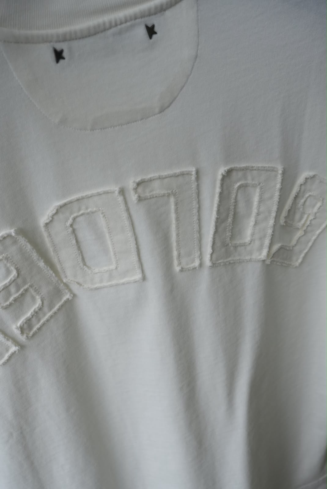 Camiseta Golden