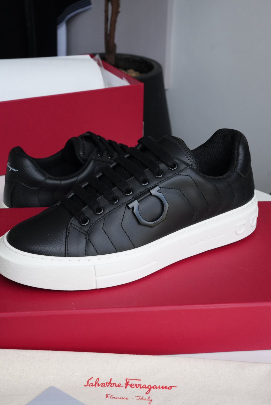 Tenis Ferragamo