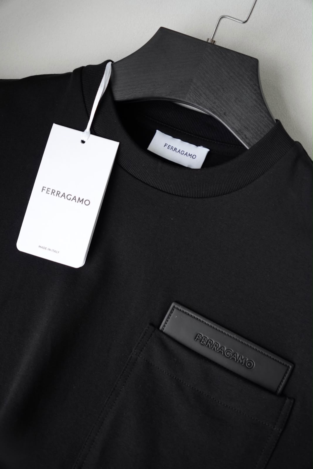 Camiseta Ferragamo