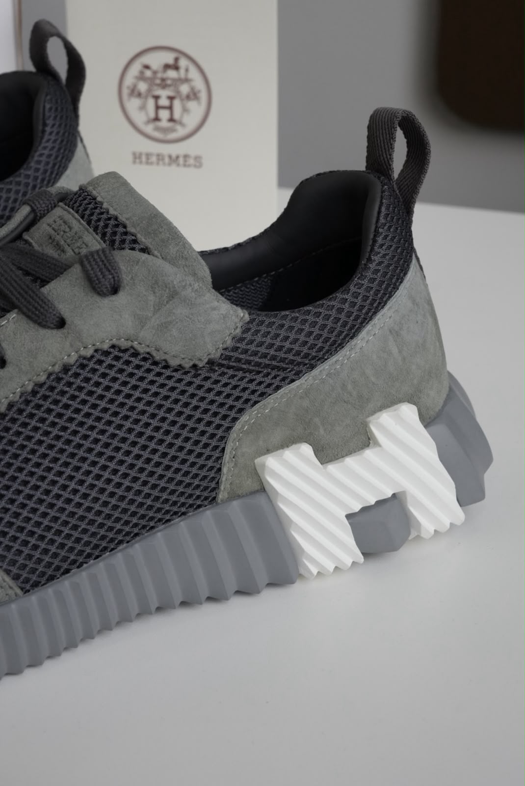 Tenis Hermes