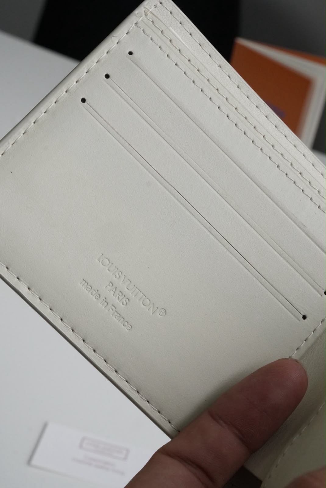 Billetera LV