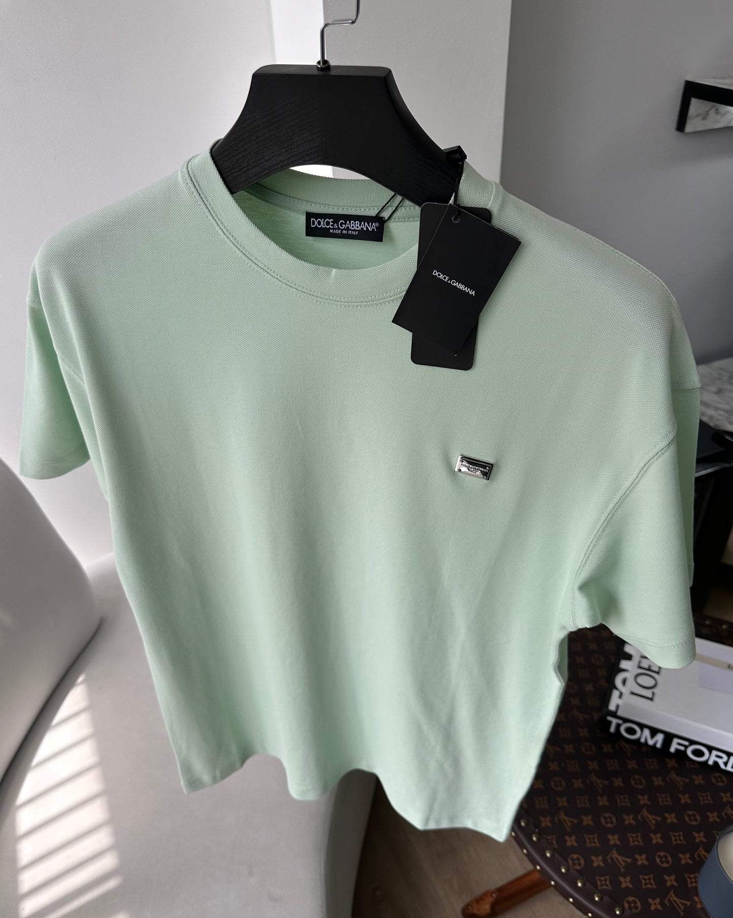 DG mint green