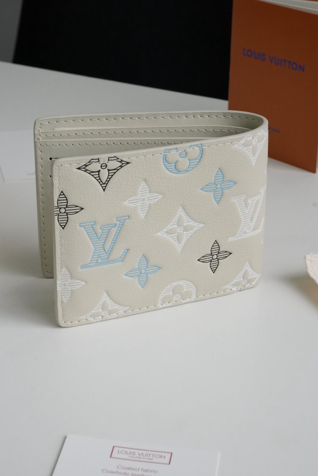 Billetera LV