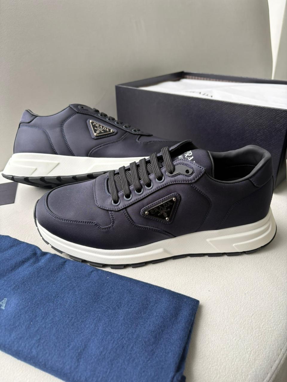 Tenis Prada