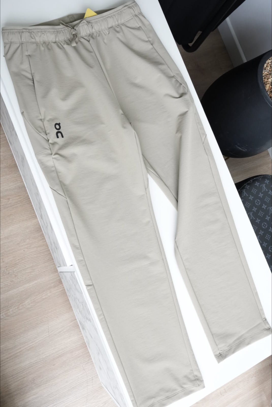 Pants Oncloud