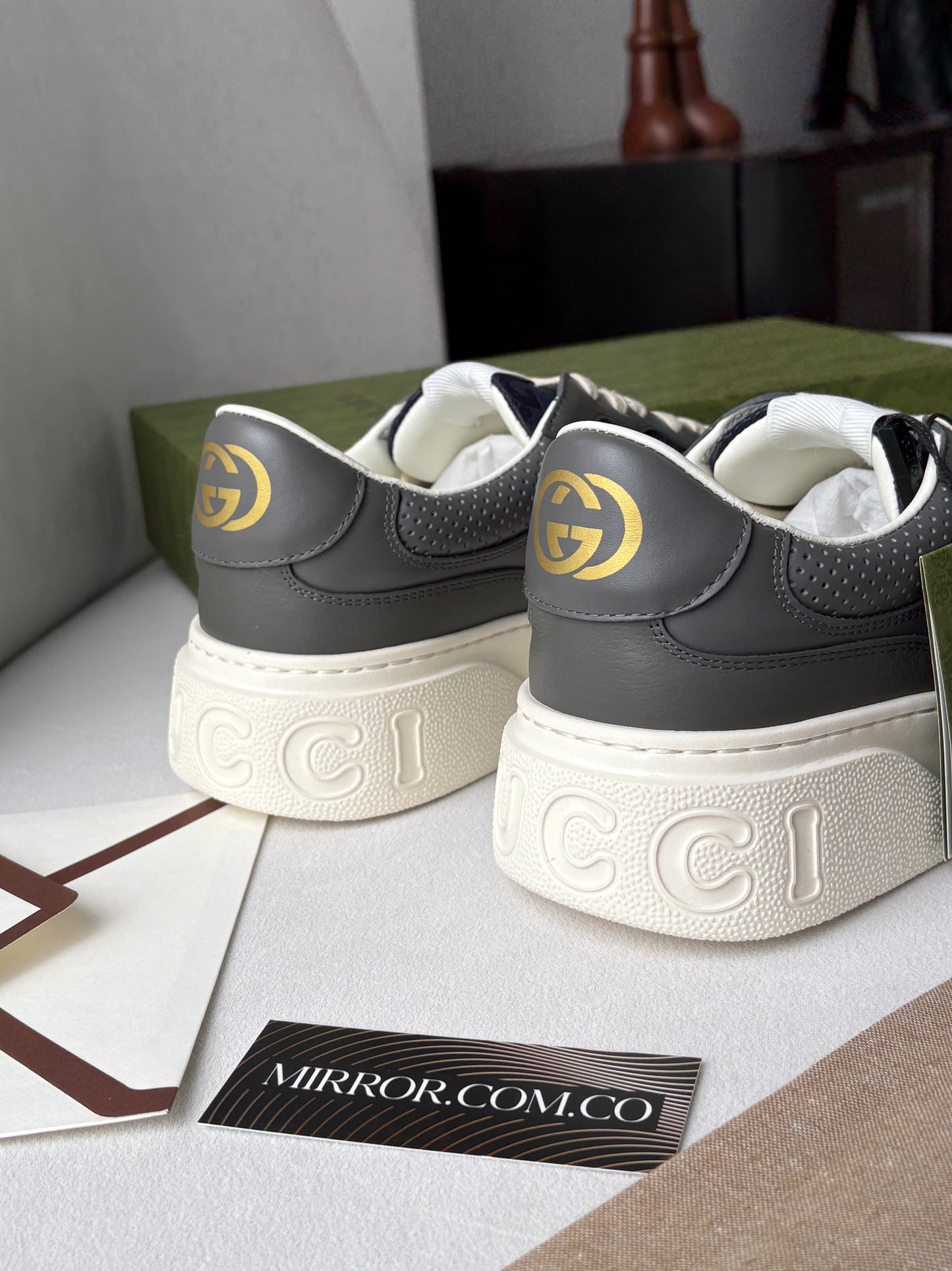 Tenis GG
