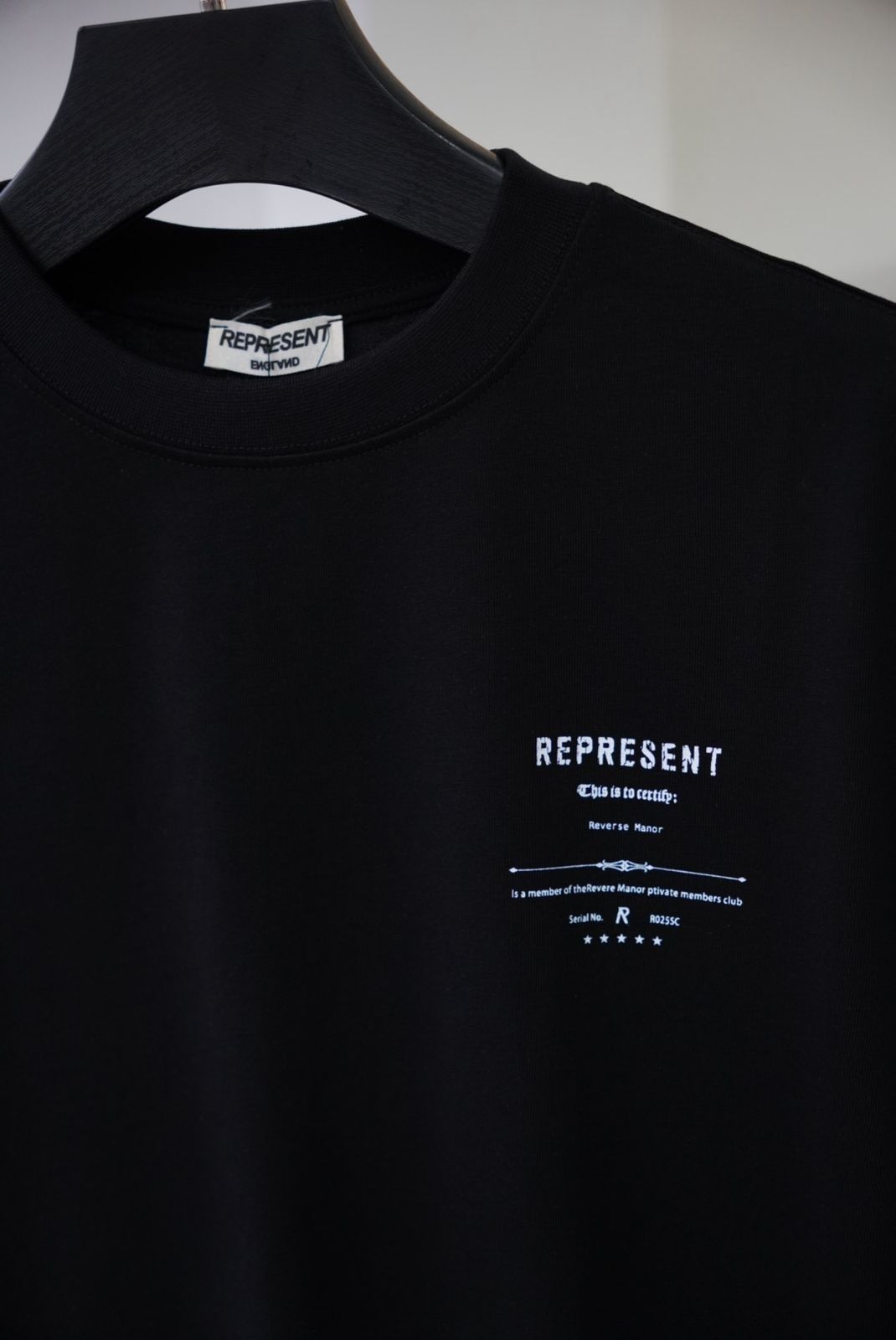 Camiseta represent