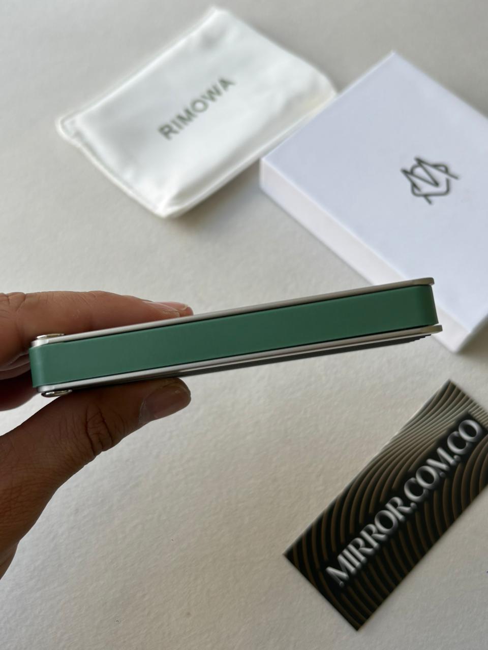 Tarjetero Rimowa