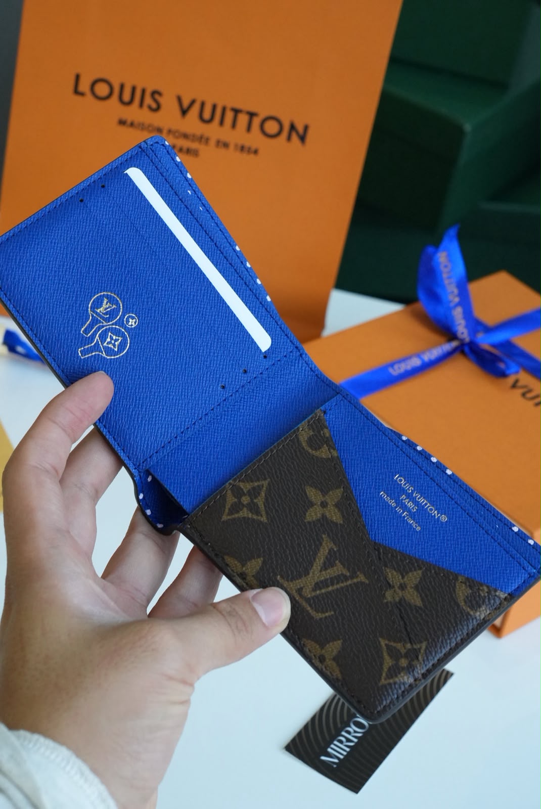 Billetera LV