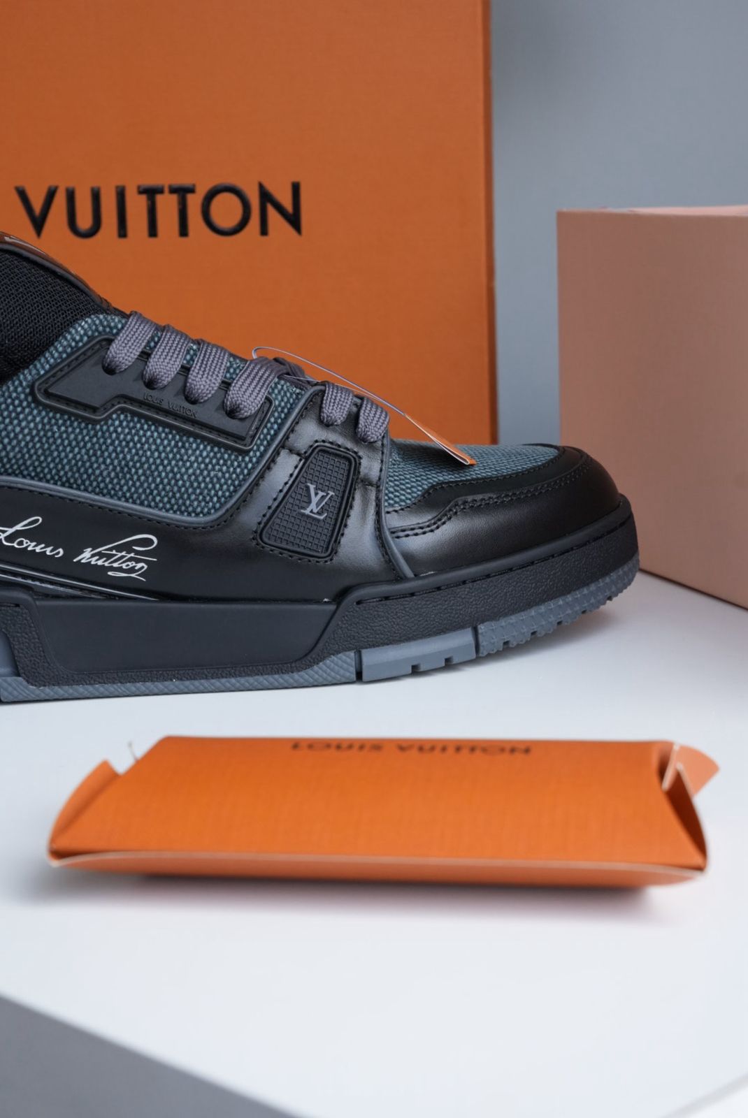 LV Trainer