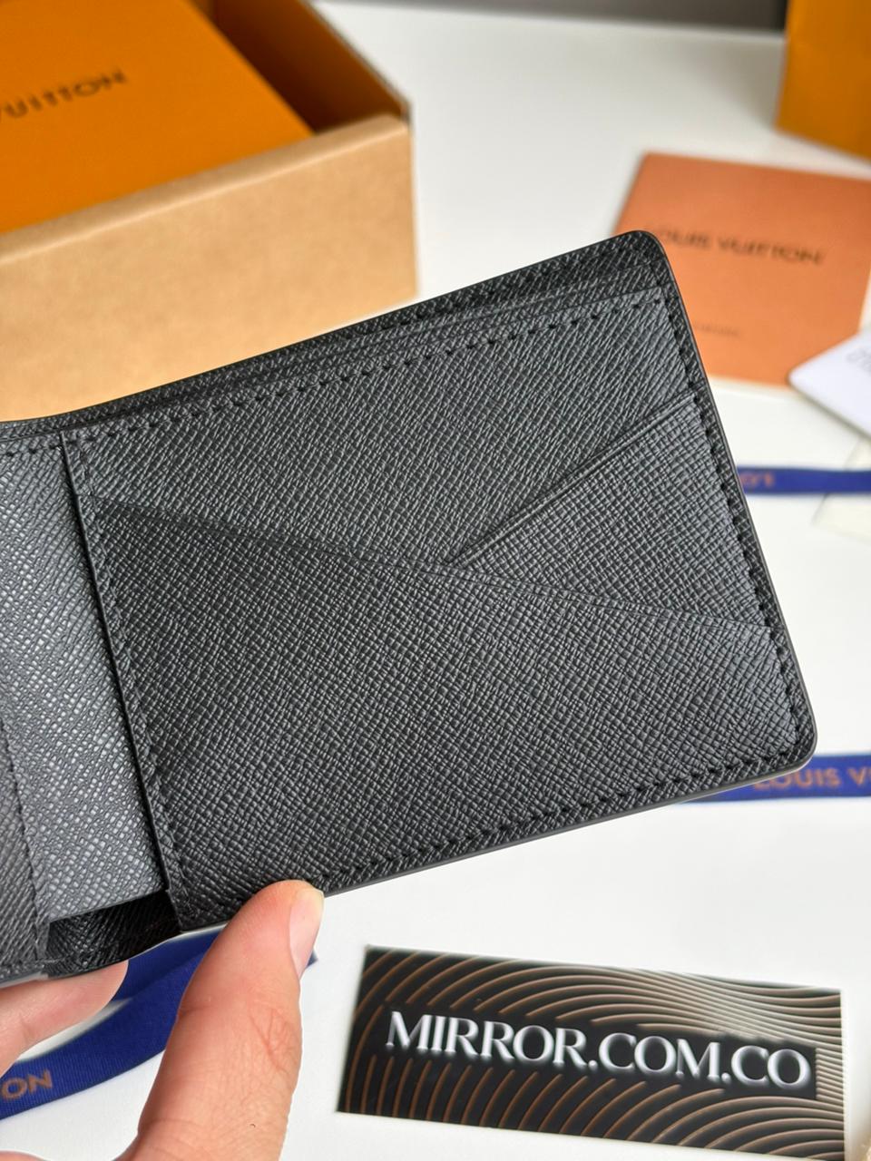 Billetera LV