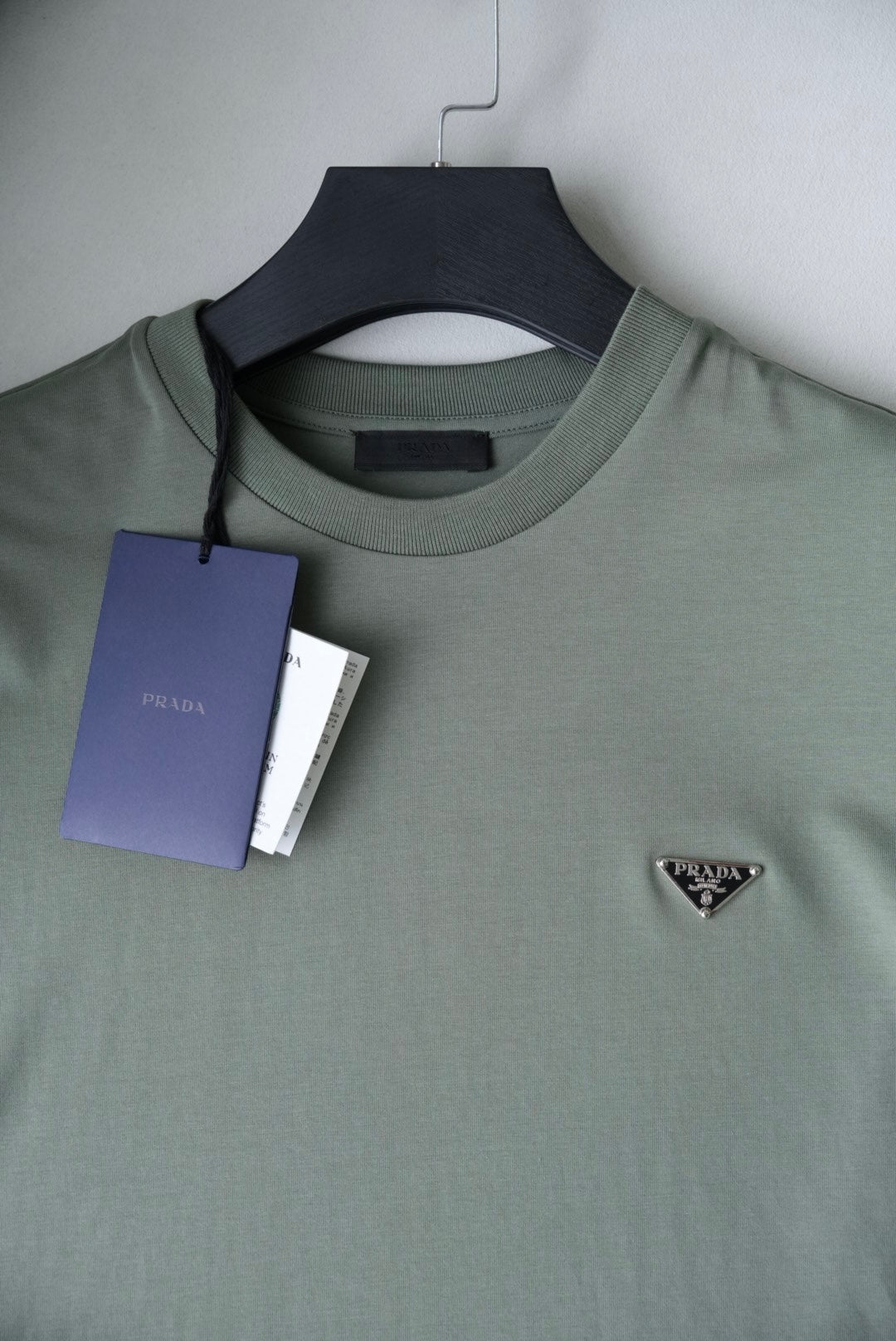 Camiseta Prada