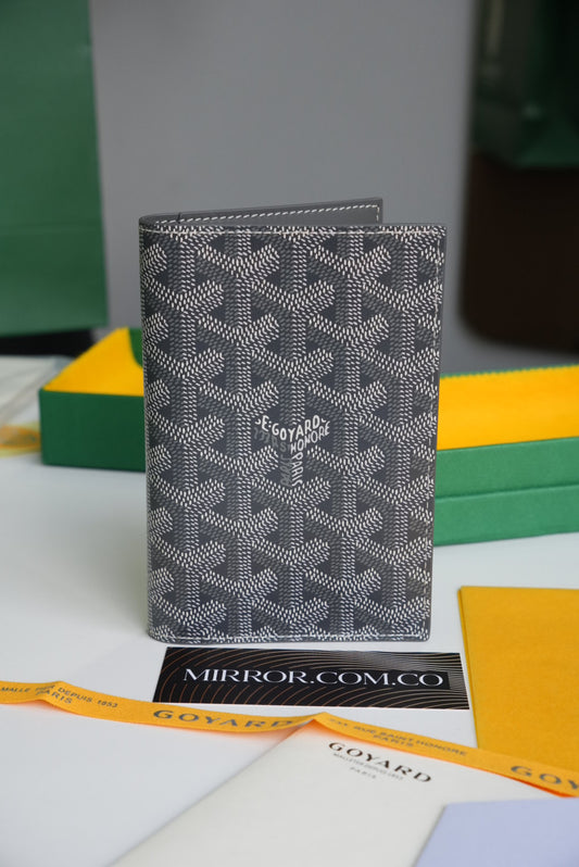 Goyard passport