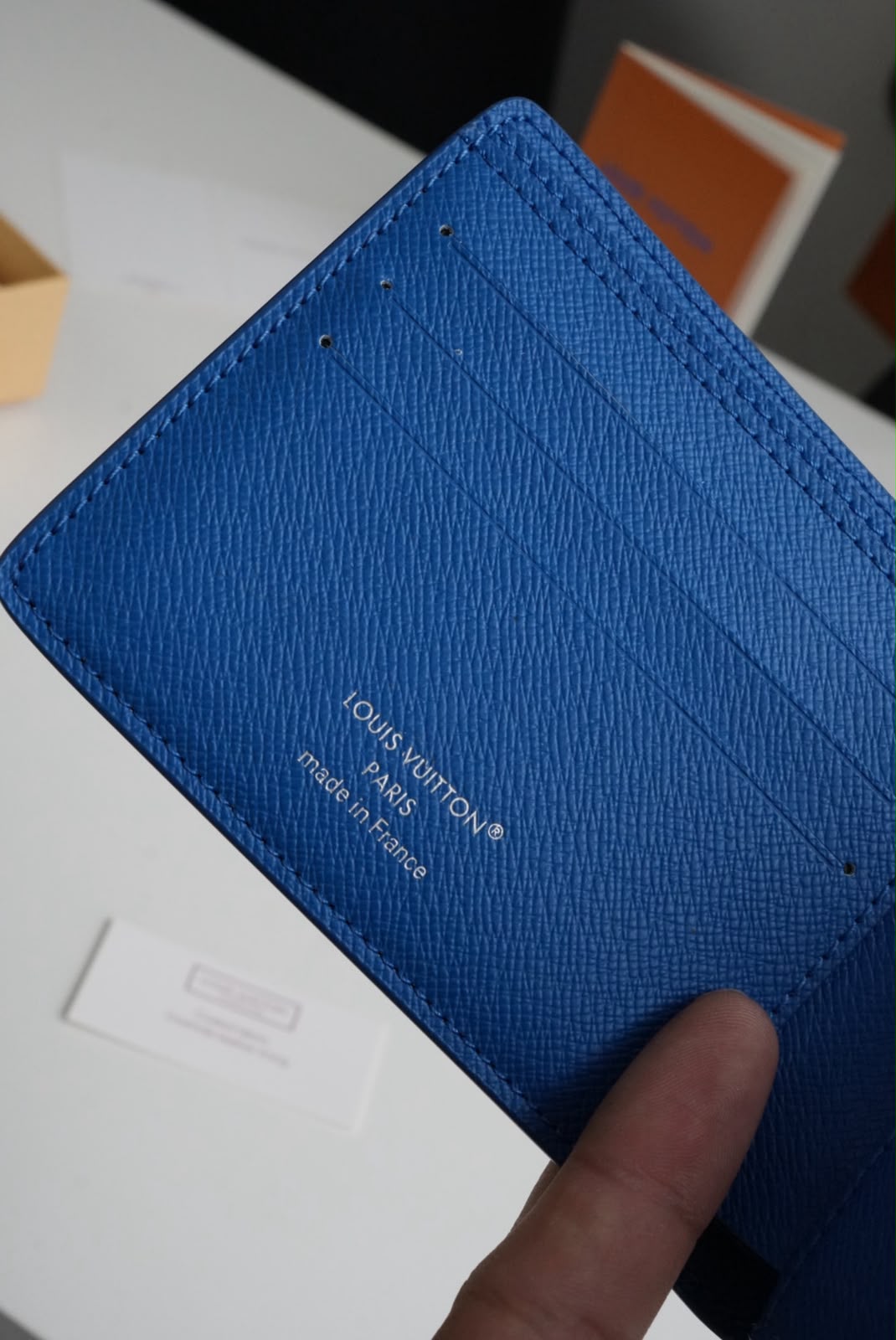 Billetera LV