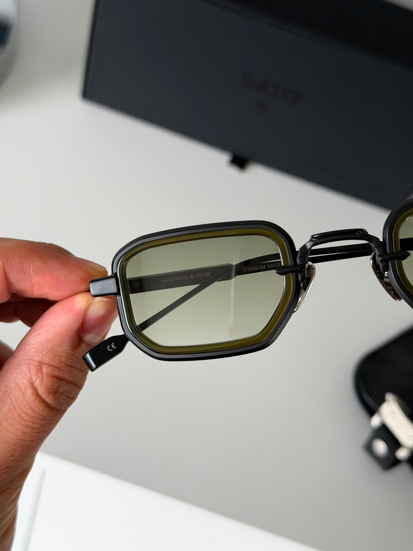 Gafas Sato