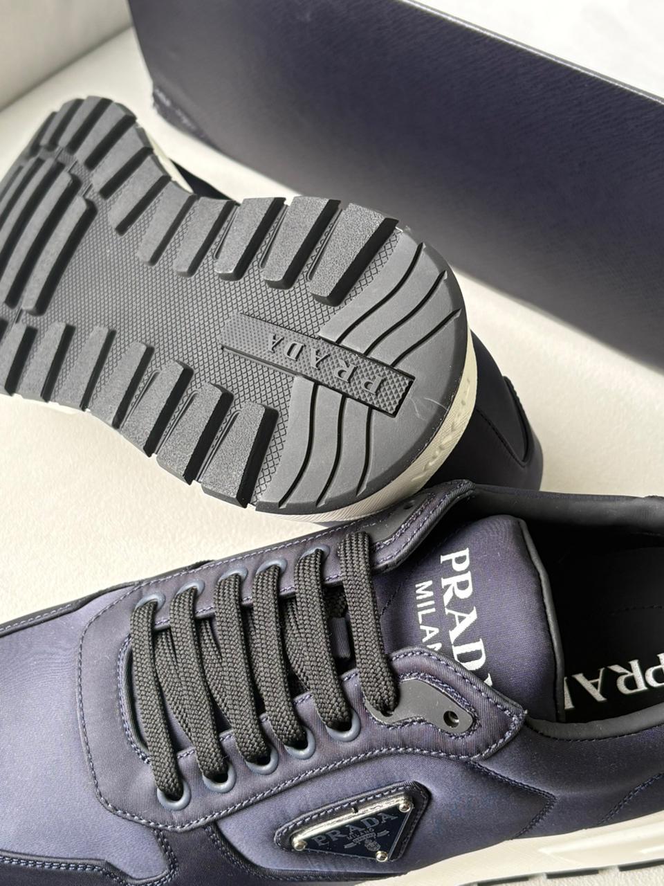 Tenis Prada