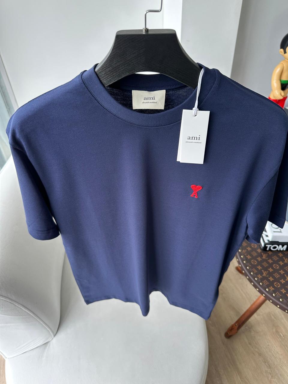 Camiseta Ami